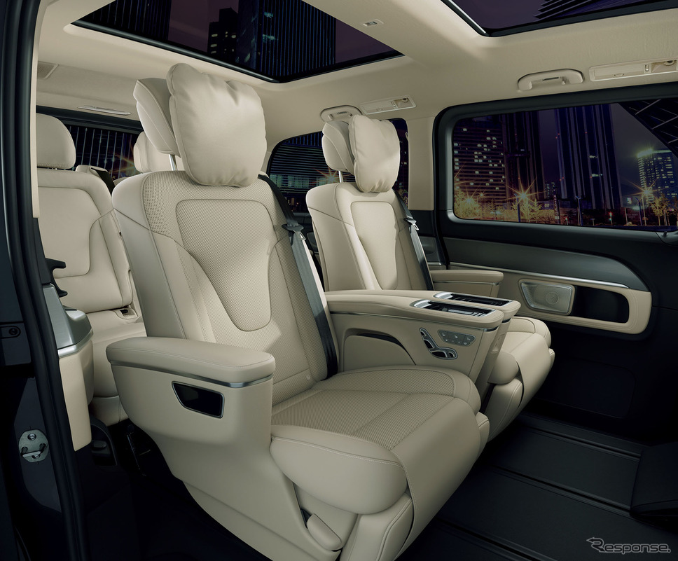 V 220 d EXCLUSIVE long Platinum Suite《写真提供 メルセデス・ベンツ日本》