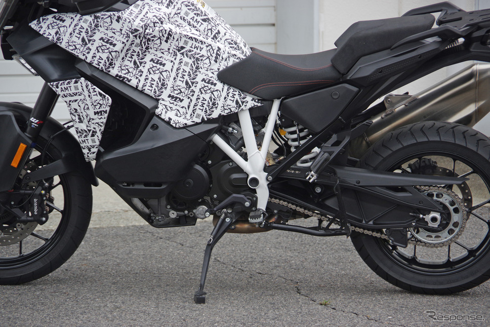 自動マニュアルトランスミッションを搭載するKTMの新型バイクプロトタイプ（取材協力：ボッシュ）《写真撮影 宮崎壮人》