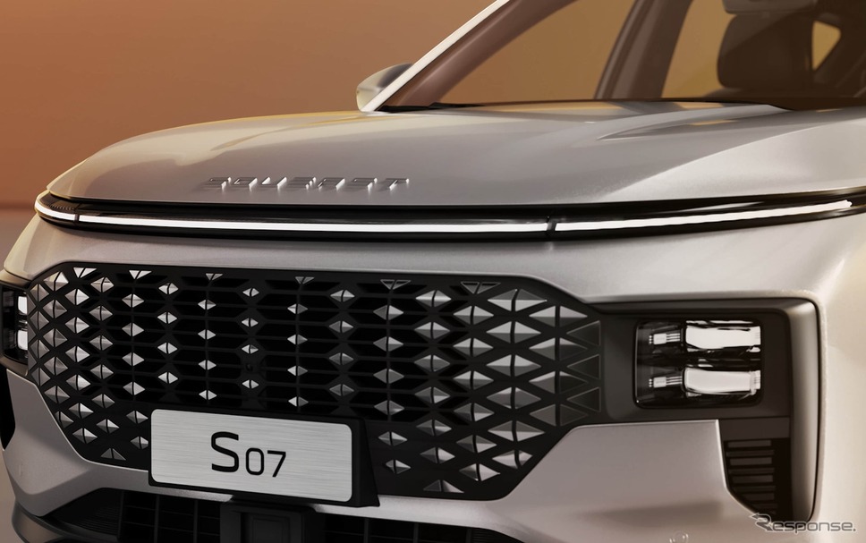 「星空デジタルグリル」採用の新型SUV『S07』《photo by SOUEAST》