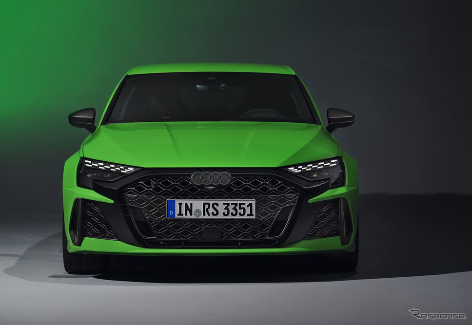 アウディRS3スポーツバック 新型《photo by Audi》
