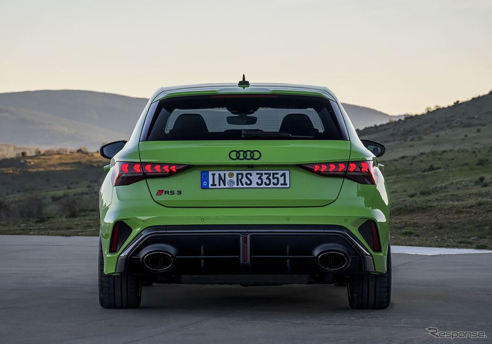 アウディRS3スポーツバック 新型《photo by Audi》