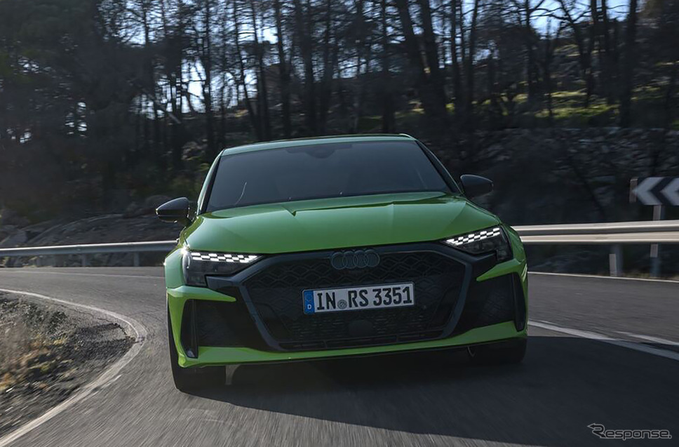 アウディRS3スポーツバック 新型《photo by Audi》