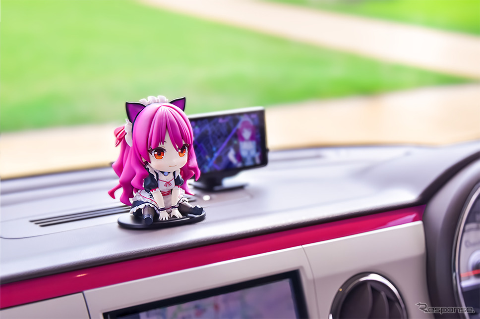 業界初、ユピテルからフィギュア型GPSレシーバー「ちびロイド CR-S01」登場《写真提供 ユピテル》