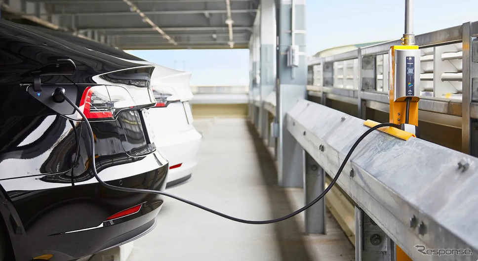 WeCharge 導入事例(伊丹空港 184充電ポート設置)《写真提供 ユビ電》
