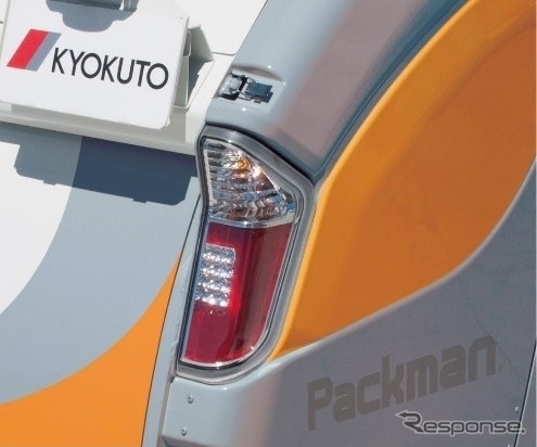 2t車級回転板式ごみ収集車、パックマン《写真提供 極東開発工業》