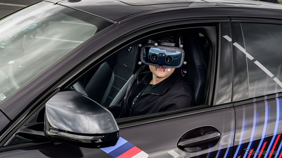 VR/MR技術を活用した「BMW M Mixed Reality」《photo by BMW》