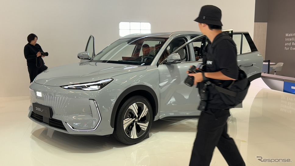 GEELYブース(Electric Vehicle Expo)《写真撮影 三浦和也》