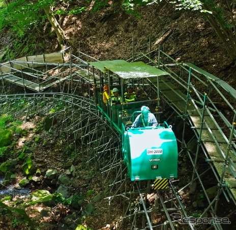 過去の現場公開や現場見学の様子《写真提供 NEXCO東日本》