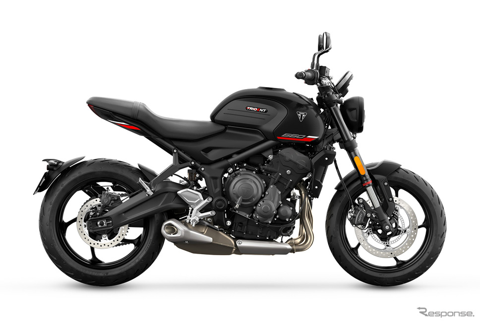 トライアンフ トライデント660(ジェットブラック)《写真提供 トライアンフモーターサイクルズジャパン》
