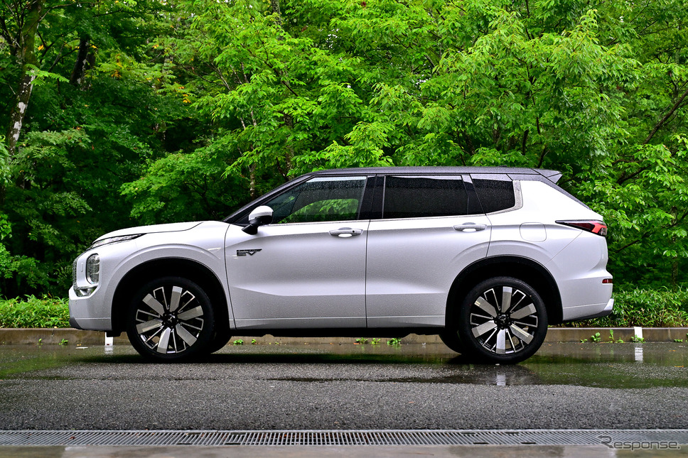 三菱アウトランダーPHEV《写真撮影 雪岡直樹》