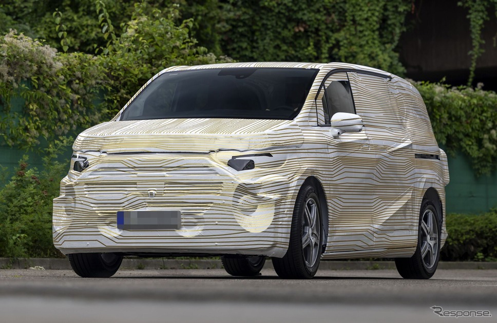 メルセデスベンツの次世代ミニバンのプロトタイプ《photo by Mercedes-Benz》