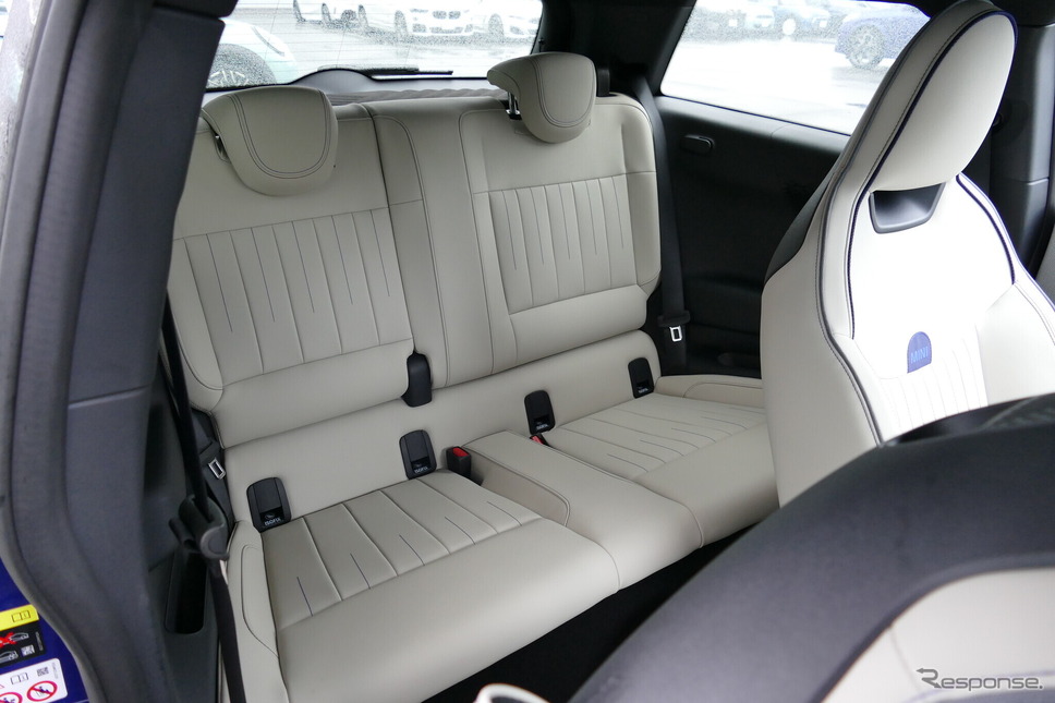 MINI Cooper SE 3 Door《写真撮影 島崎七生人》