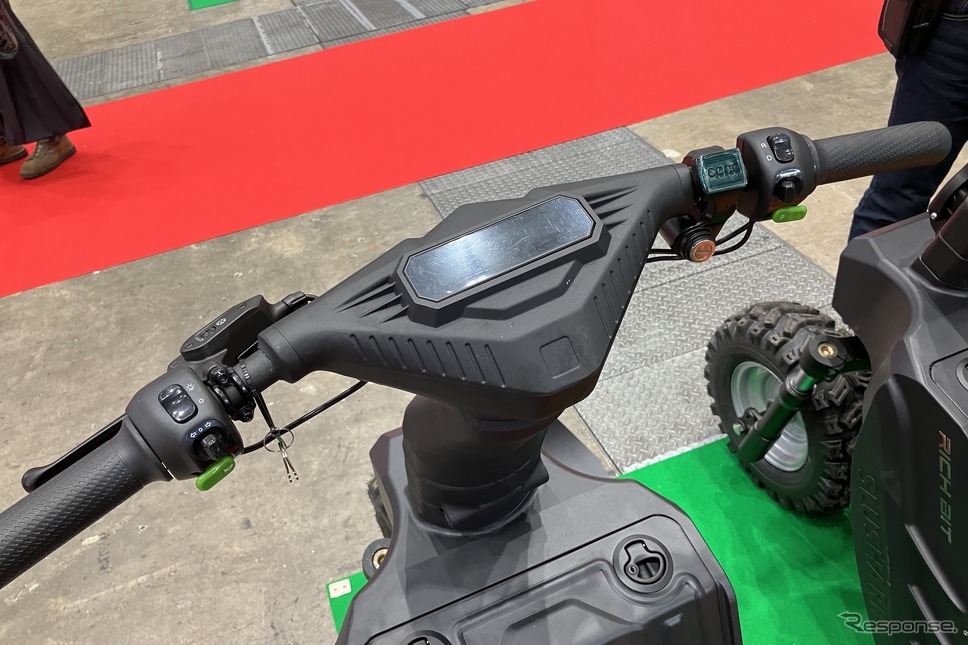サポートマーケティングサービス / アカリエSLUSHARK C3-2(危機管理産業展 RISCON 2024)《写真撮影 高木啓》