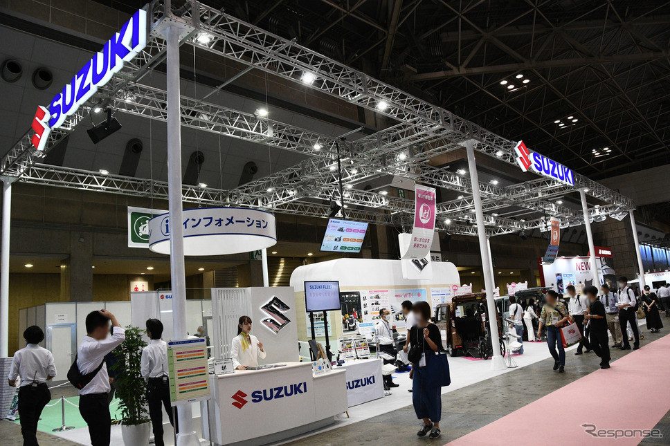 スズキ/ブース全景《写真撮影 諸星陽一》