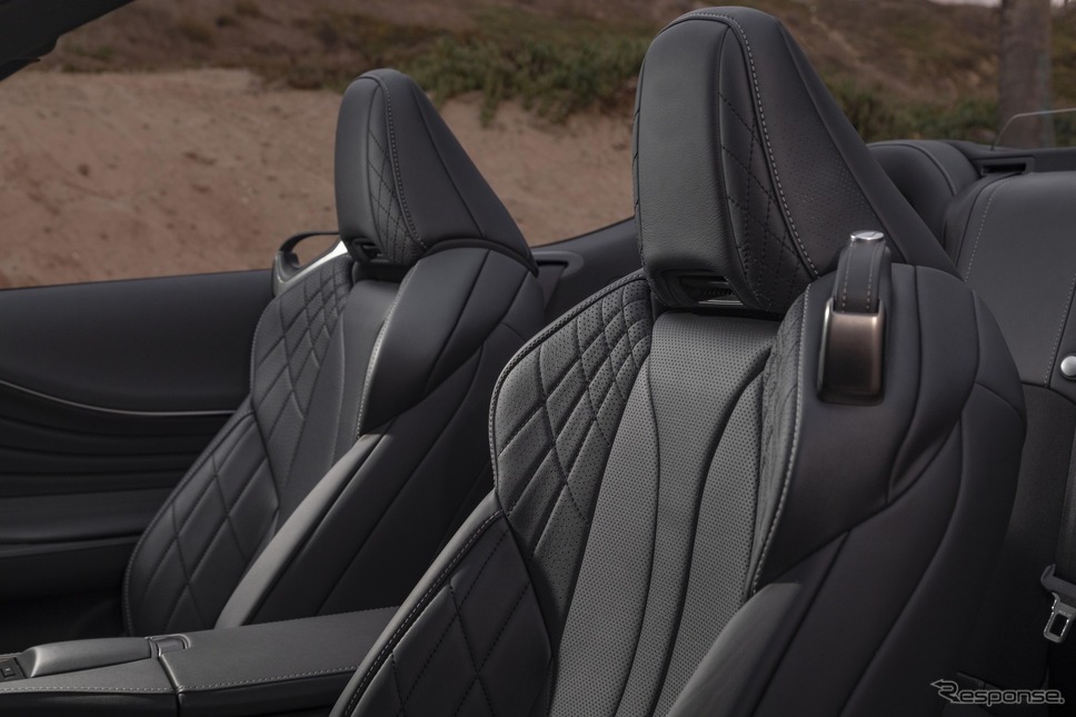 レクサスLC500コンバーチブルの2025年モデル(米国仕様)《photo by Lexus》