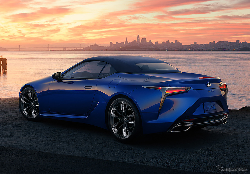 レクサスLC500コンバーチブルの2025年モデル(米国仕様)《photo by Lexus》