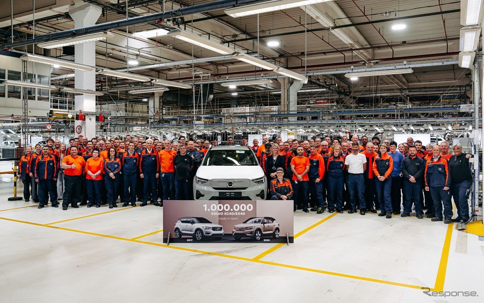 ボルボ『XC40』と『EX40』が生産100万台達成《photo by Volvo Cars》