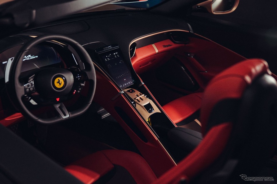 フェラーリ・ローマ・スパイダーにテーラーメイドのカスタマイズを施した特別仕様車《photo by Ferrari》