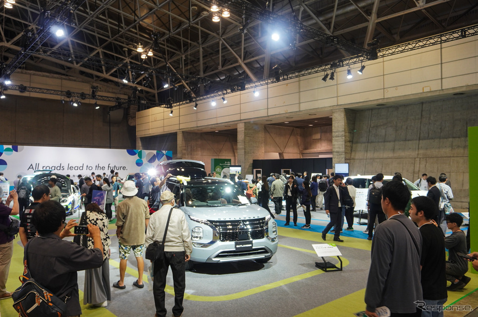 ジャパンモビリティショー ビズウィーク2024、自工会参加メーカーによる車両展示《写真撮影 宮崎壮人》
