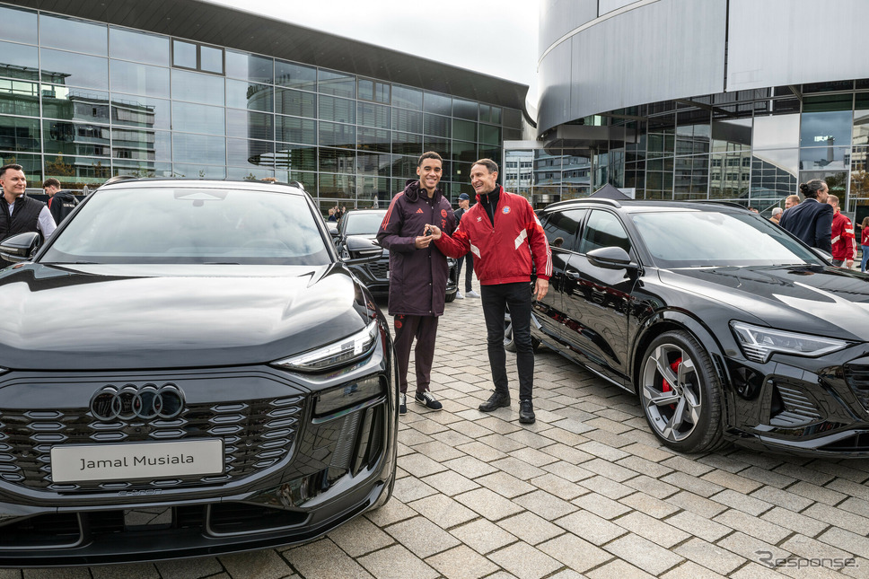 アウディが独サッカー「FCバイエルン」選手らに電動車を納車《photo by Audi》