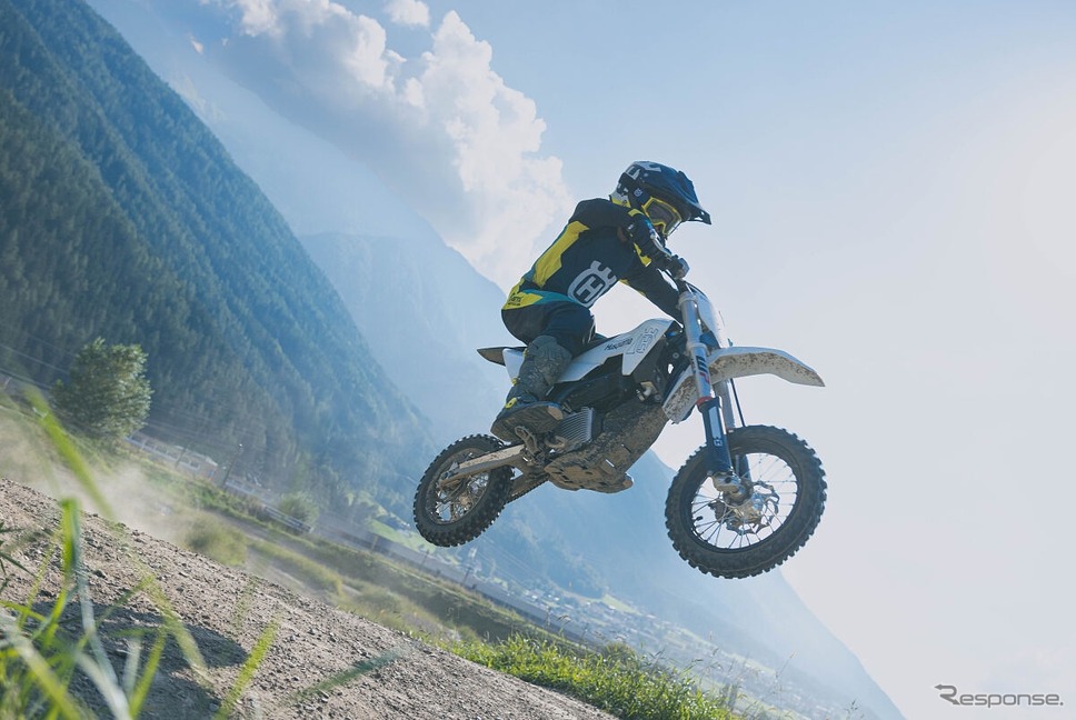 ハスクバーナ『EE 5』の2025年モデル《photo by Husqvarna》