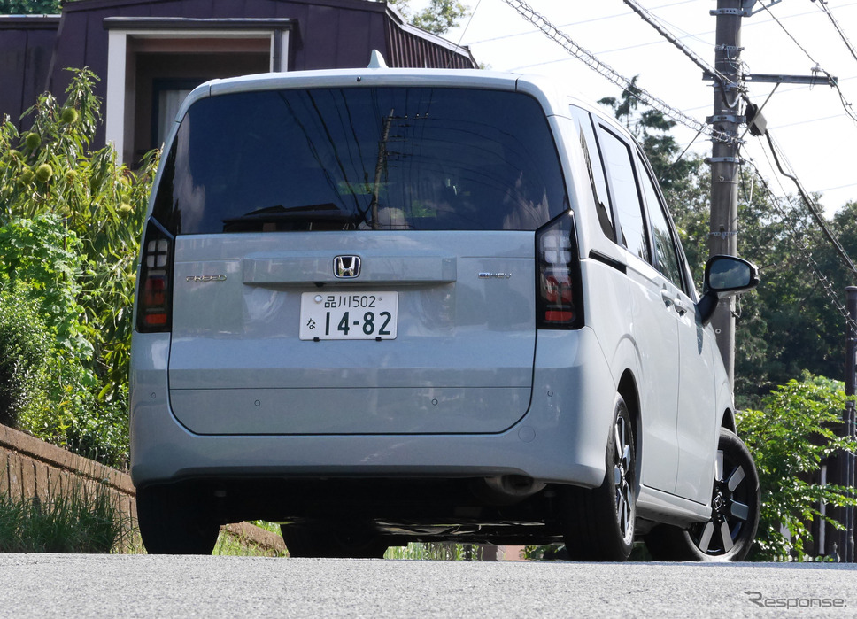 ホンダ フリード e:HEV エア《写真撮影 中村孝仁》