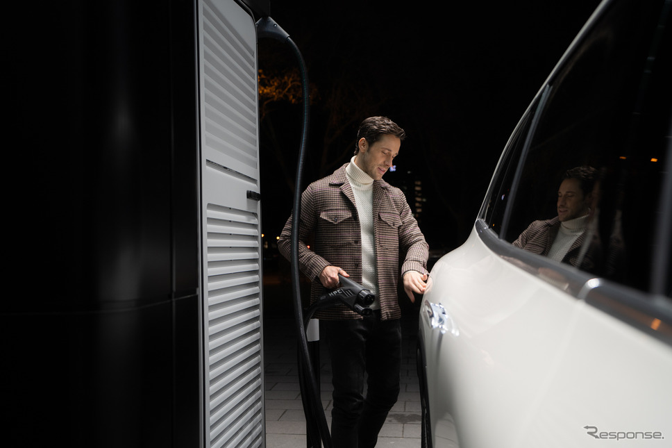 >メルセデスベンツのEV向けデジタル充電サービス「メルセデス・ミー・チャージ」《photo by Mercedes-Benz》