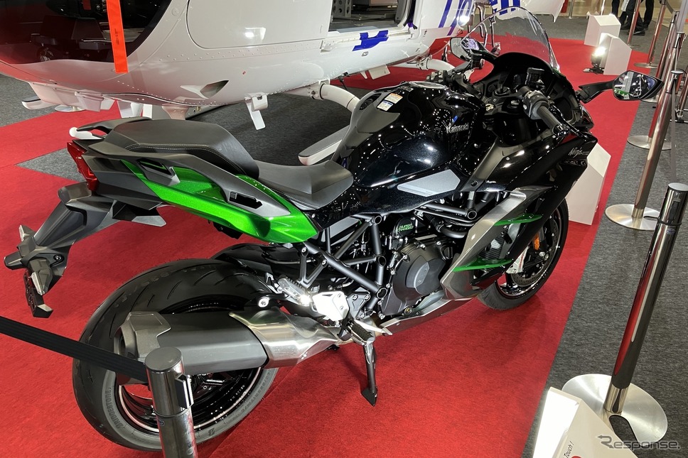 2024国際航空宇宙展:カワサキ Ninja H2 SX《写真撮影 高木啓》