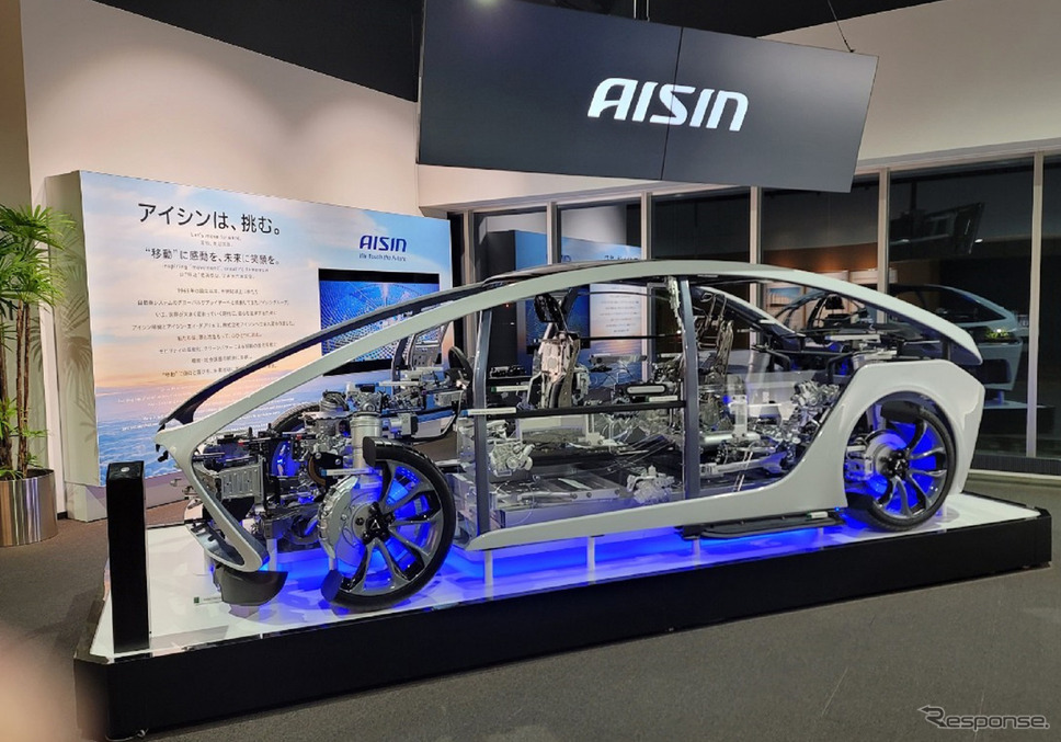 常設展示:i-mobility BEV Concept《写真提供 アイシン》