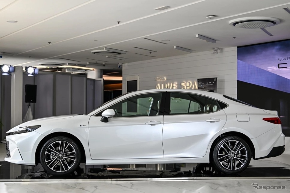 トヨタ・カムリ新型(タイ仕様)《photo by Toyota》