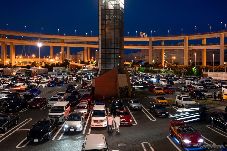 大黒PAで日本のクルマ好きと交流《写真提供 tokyo basic car club》