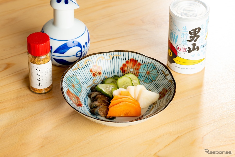 SIT ON TOKYOで日本食をメインとした食事のコース《写真提供 tokyo basic car club》