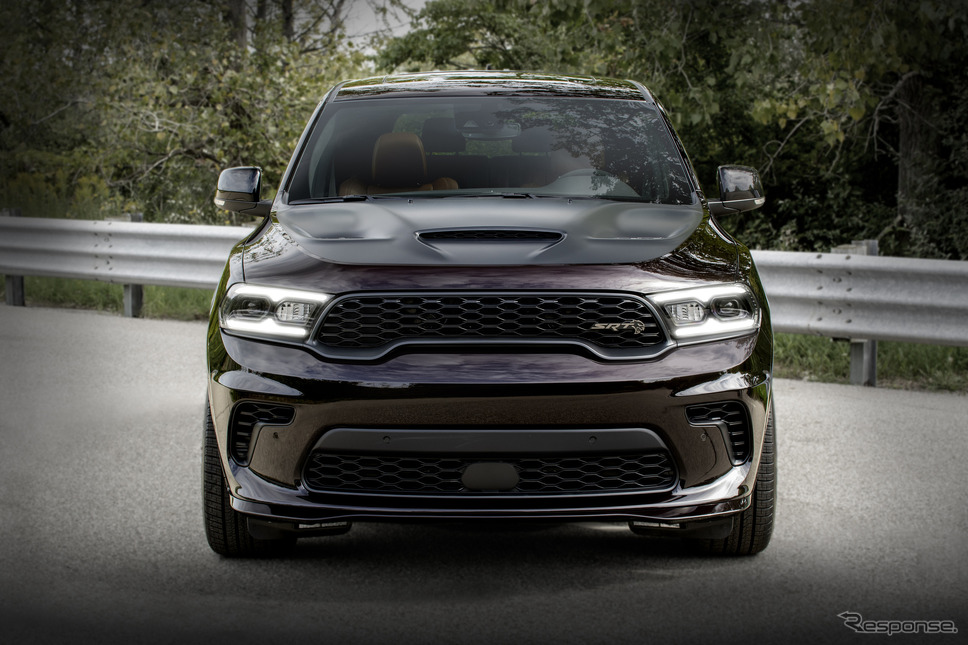 ダッジ・デュランゴSRTヘルキャットの「ブラスモンキー」《photo by Dodge》