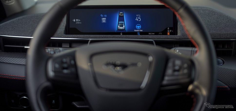 ハンズフリーで自動車線変更が可能になったフォードの「BlueCruise 1.5」《photo by Ford》