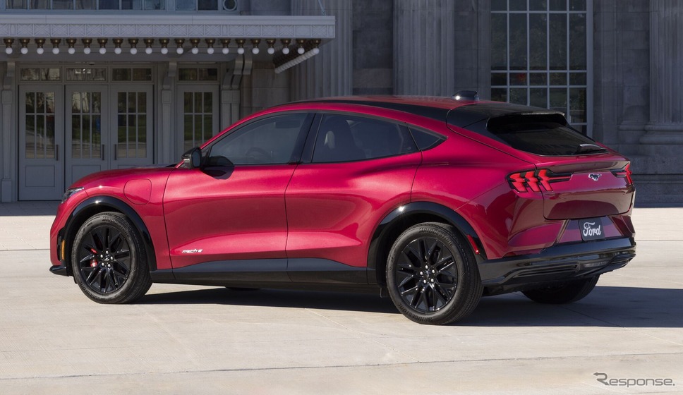 フォード・マスタング・マッハEの2025年モデル《photo by Ford》