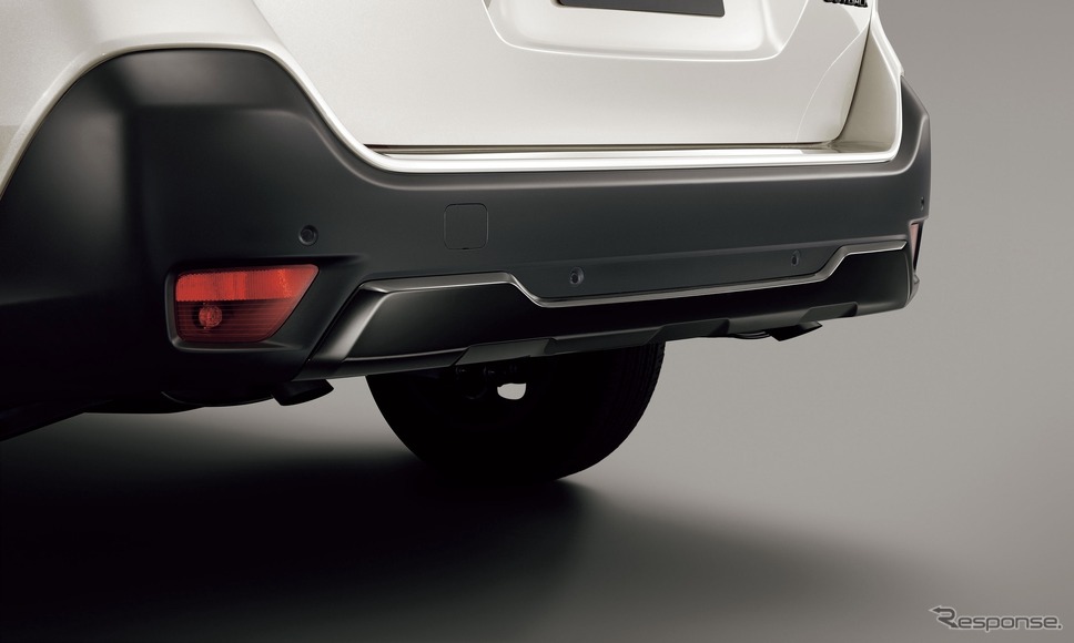 レガシィアウトバック30th Anniversary:リヤバンパーガード(ブラック塗装)《写真提供 SUBARU》