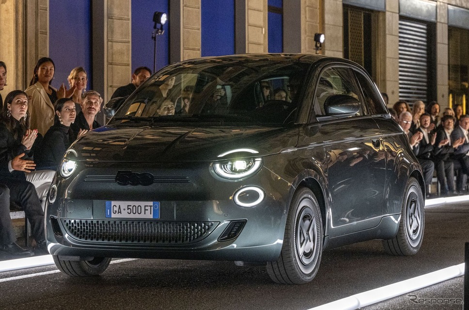 フィアット500e Giorgio Armani Collector's Edition《photo by Fiat》
