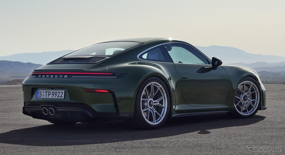 ポルシェ『911GT3』改良新型の「ツーリングパッケージ」《photo by Porsche》
