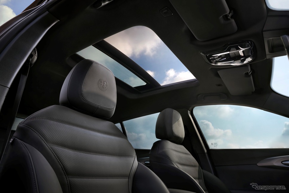アルファロメオ・トナーレの2025年モデル《photo by Alfa Romeo》