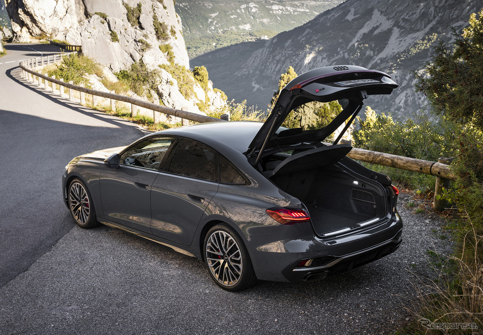 アウディ A5 新型《photo by Audi》