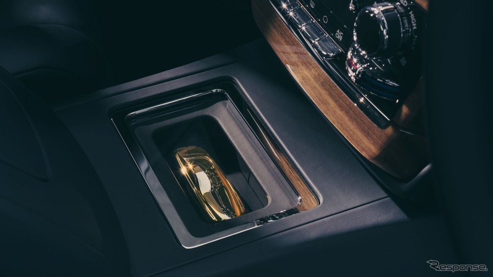 ロールスロイス・ファントム・エクステンデッド・ゴールドフィンガー《photo by Rolls-Royce》