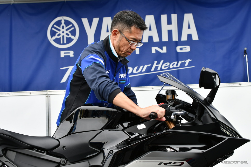 ヤマハ YZF-R9のプロジェクトリーダー 津谷晃司氏《写真撮影 伊丹孝裕》