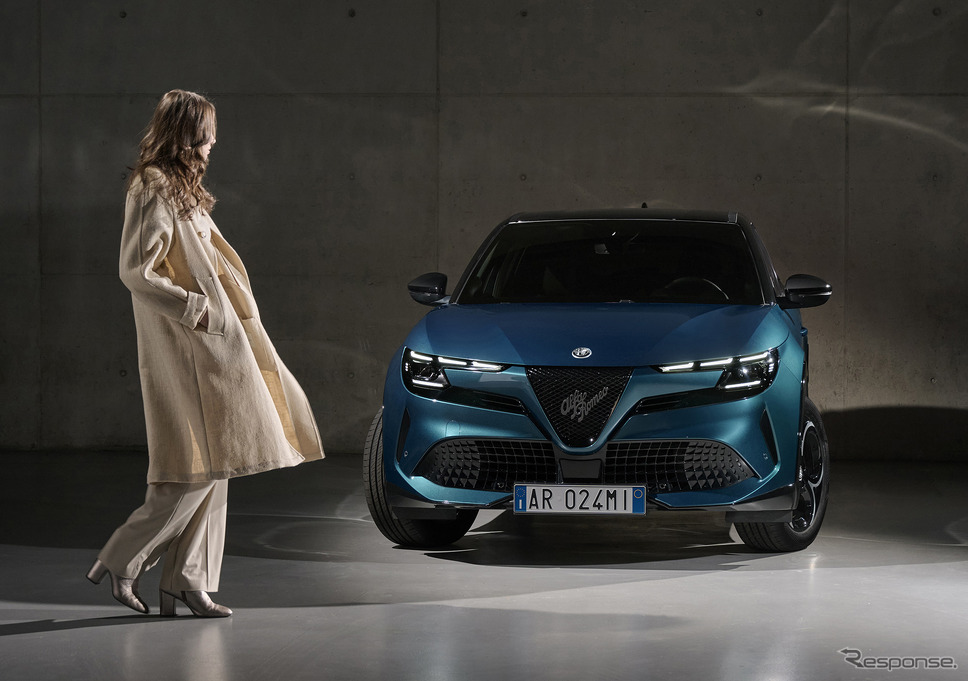 アルファロメオ・ジュニア イブリダ《photo by Alfa Romeo》
