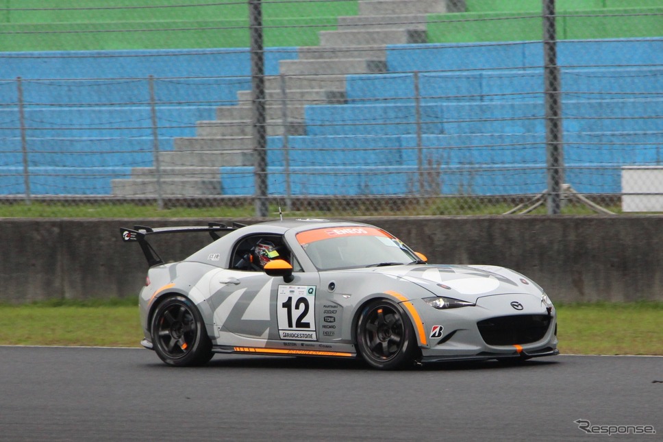 #12 MAZDA SPIRIT RACING ROADSTER CNF concept《写真撮影 吉田瑶子》