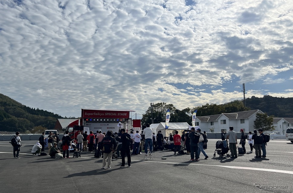 スーパー耐久シリーズ第6戦in岡山《写真撮影 吉田瑶子》