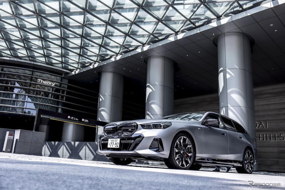 BMW i5 M60 xDrive ツーリング《写真撮影 山内潤也》