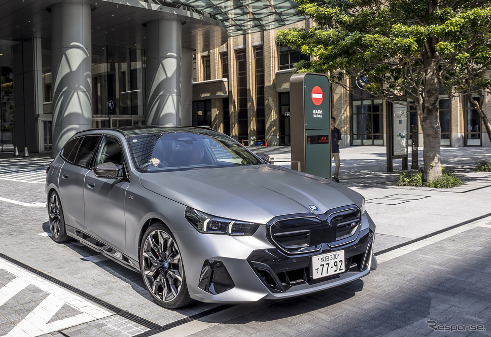 『クルマら部』部員がBMW i5 M60 xDrive ツーリングにスペシャル試乗《写真撮影 山内潤也》