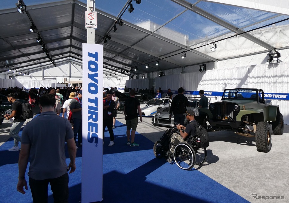 「SEMAショー2024」にトーヨータイヤ装着カスタムカー26台を展示へ(写真は2023年の様子)《画像提供 トーヨータイヤ》