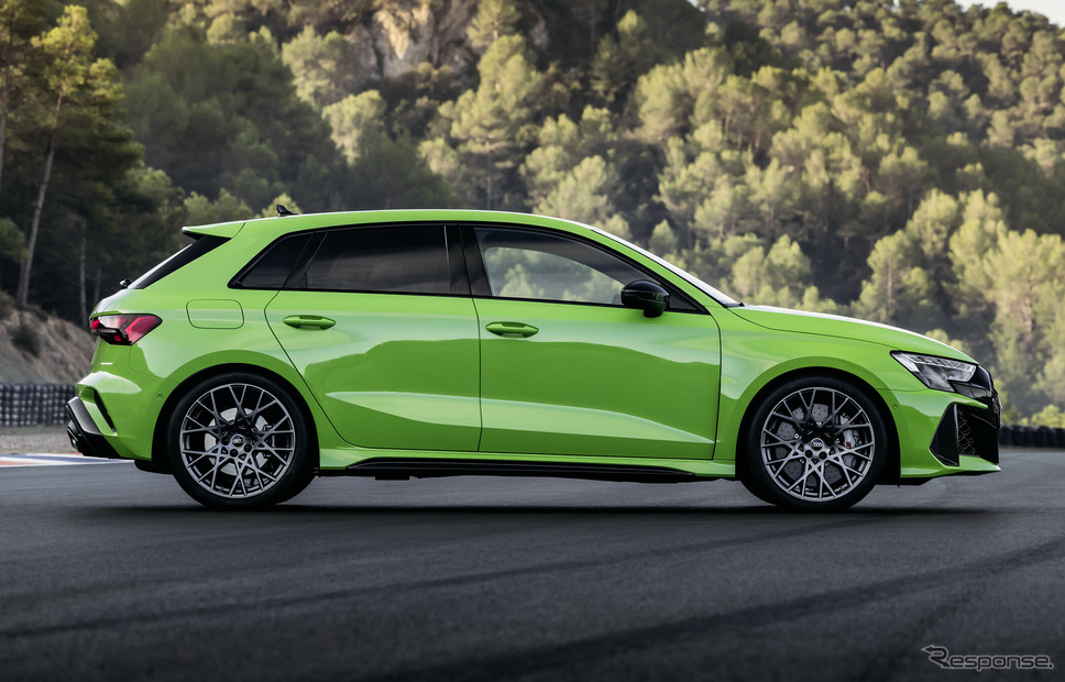 アウディ RS 3 スポーツバック 改良新型《photo by Audi》