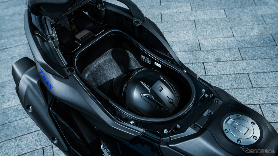ヤマハ TMAX / TMAX TechMAX《photo by Yamaha Motor》